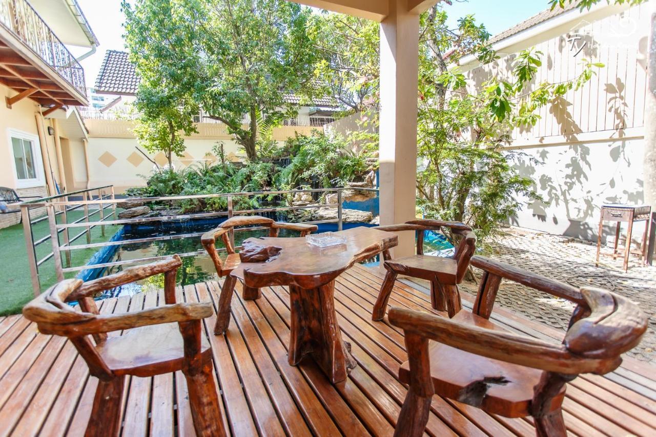 Ty Holiday Resort Pattaya Exterior photo